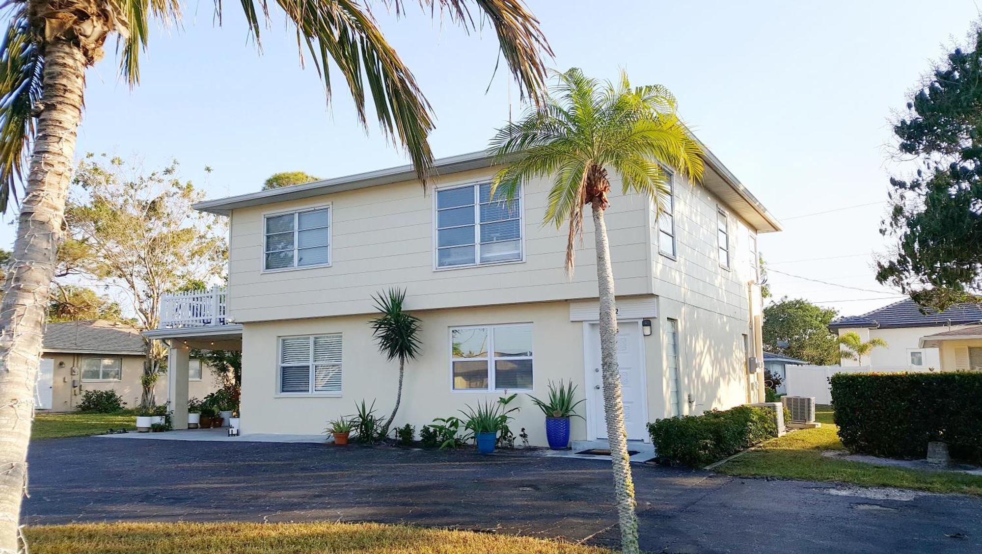 Naples Park Oasis - Cozy Two Bedroom Apartment Kültér fotó