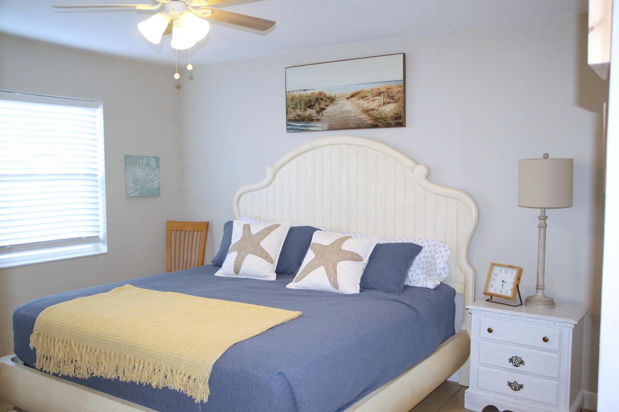 Naples Park Oasis - Cozy Two Bedroom Apartment Kültér fotó